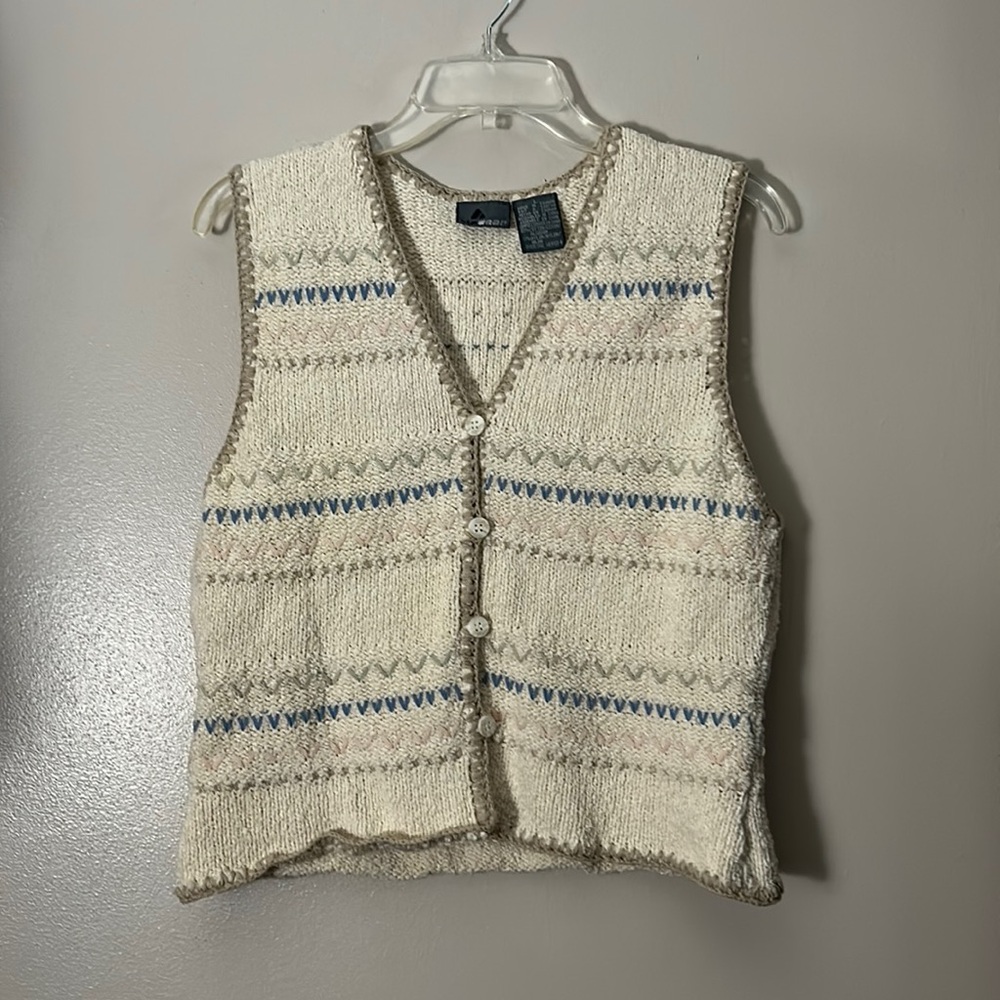 Knitted vest